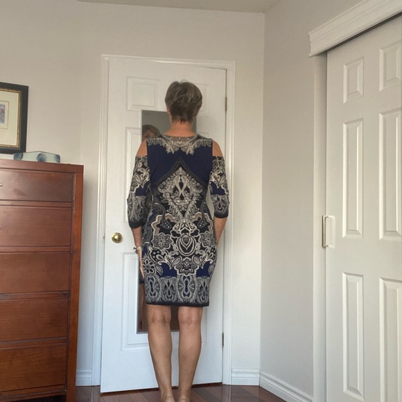 Venus shoulder cutout blue multi dress - Picture 2 of 4